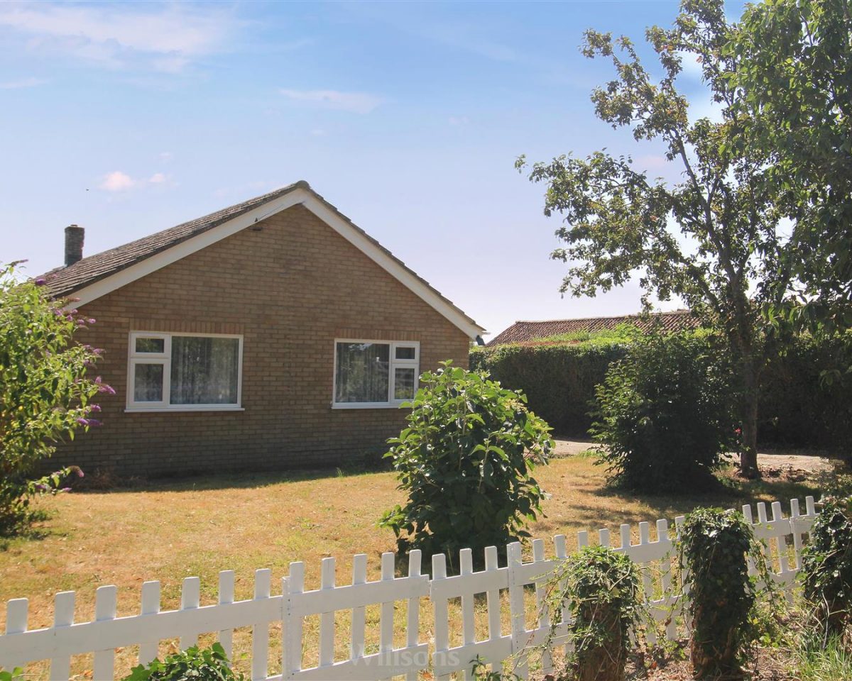 Wainfleet Bank, Wainfleet St. Mary, Skegness
