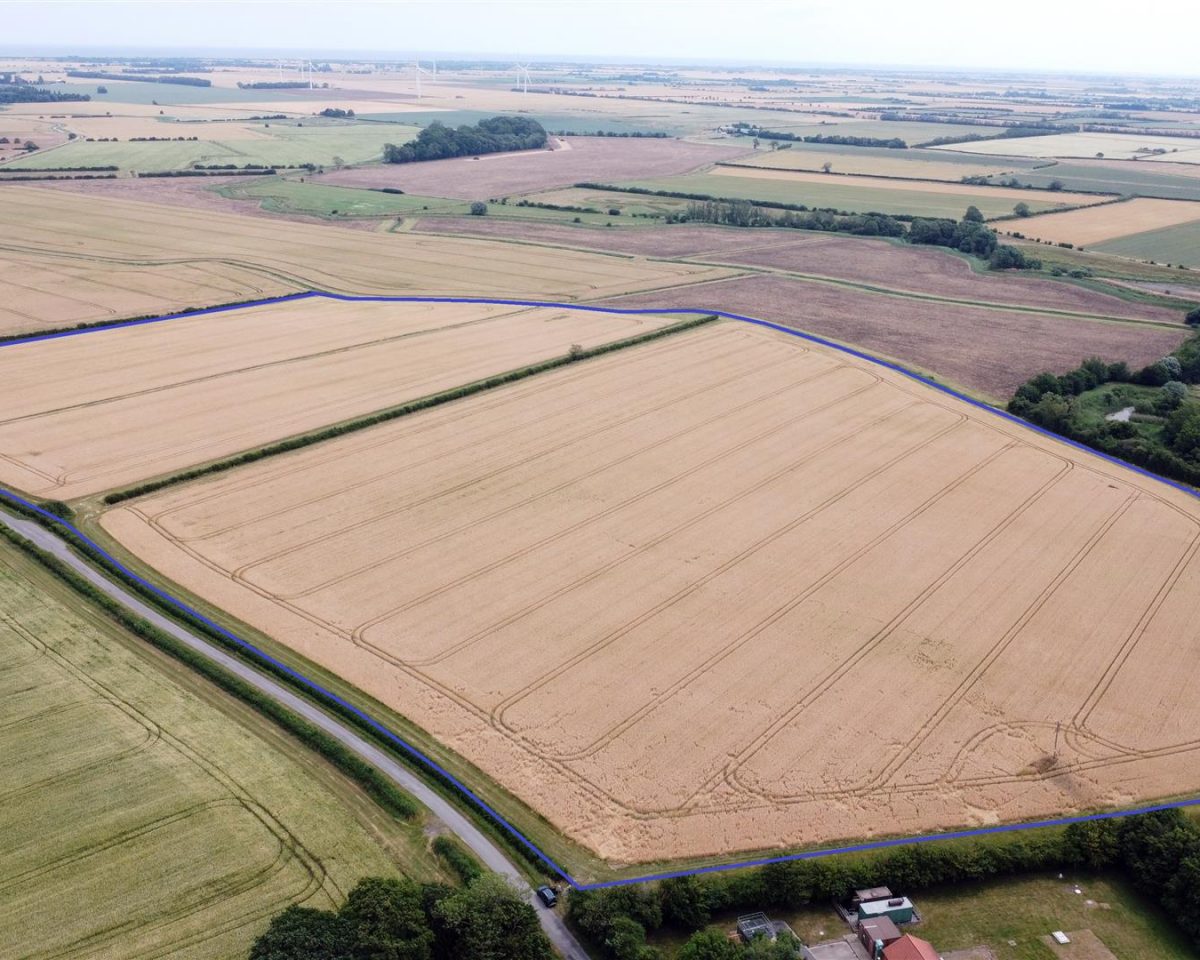 157.44 Acres of Arable, Pastureland & Wetlands, Manby