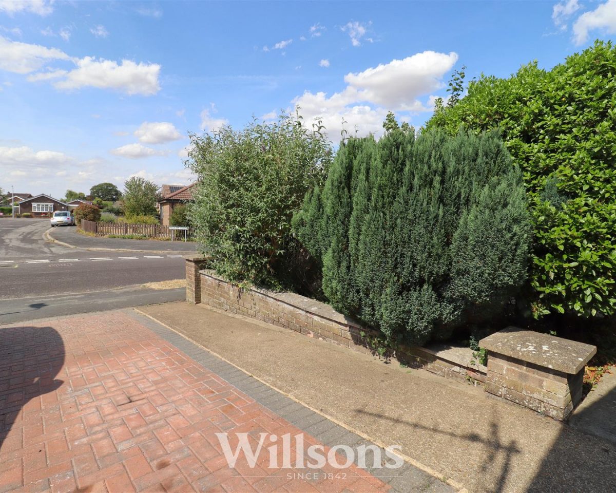 Robinson Avenue, Alford