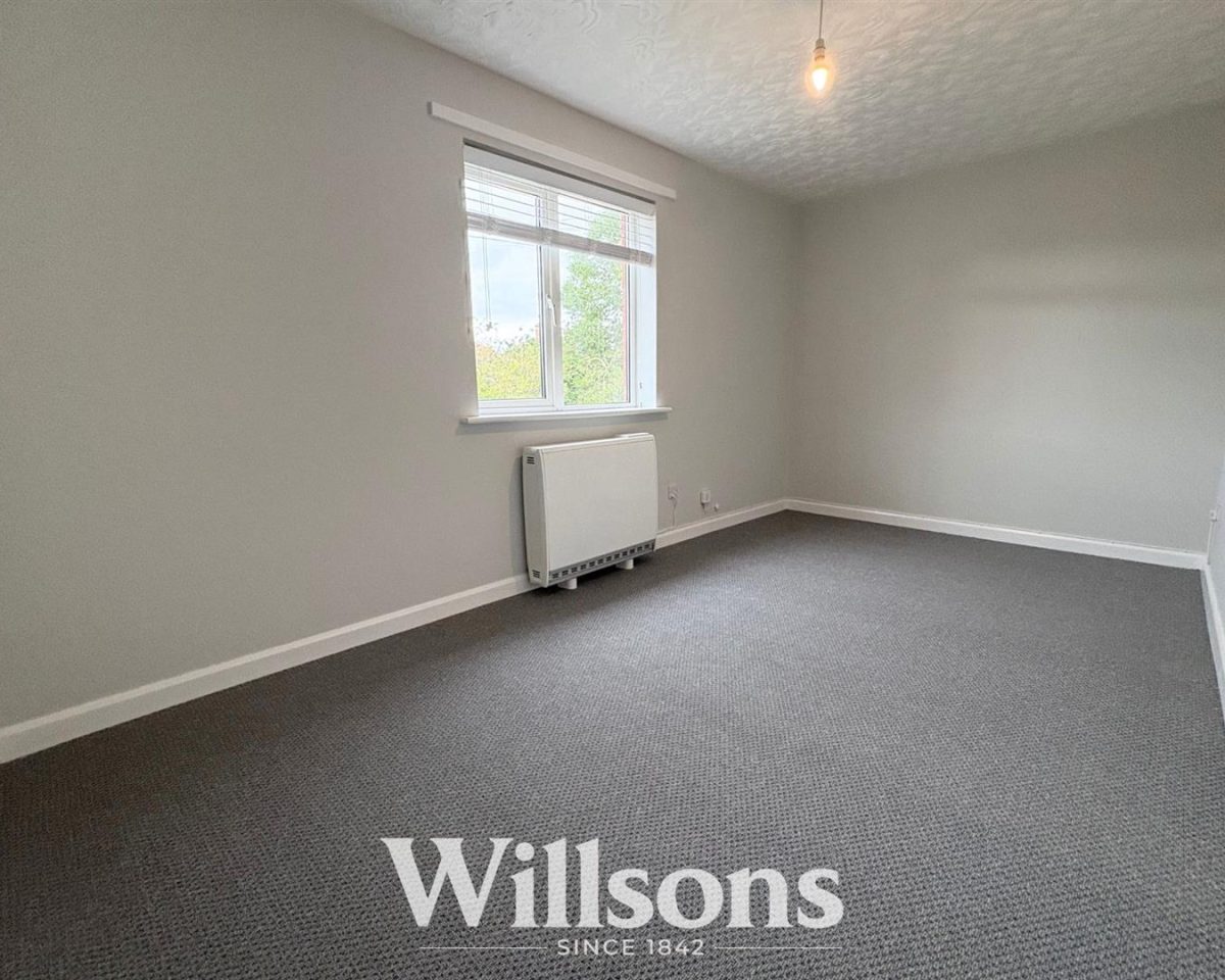 90 Drummond Road, Skegness