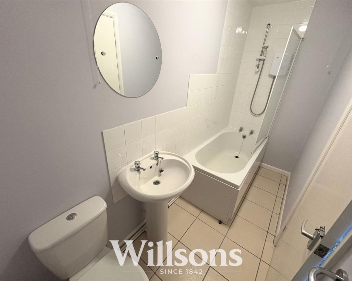 90 Drummond Road, Skegness