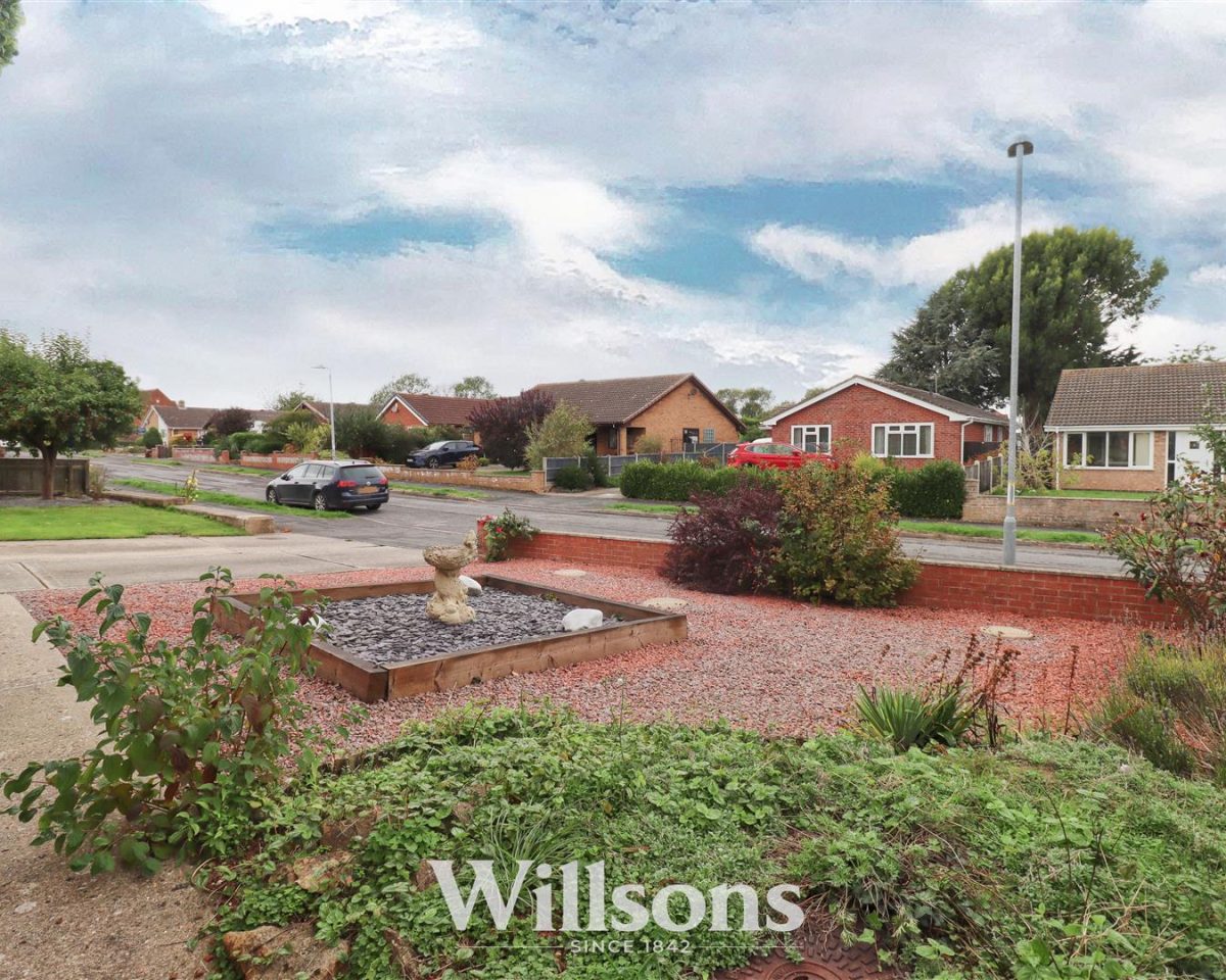 Dixon Drive, Alford