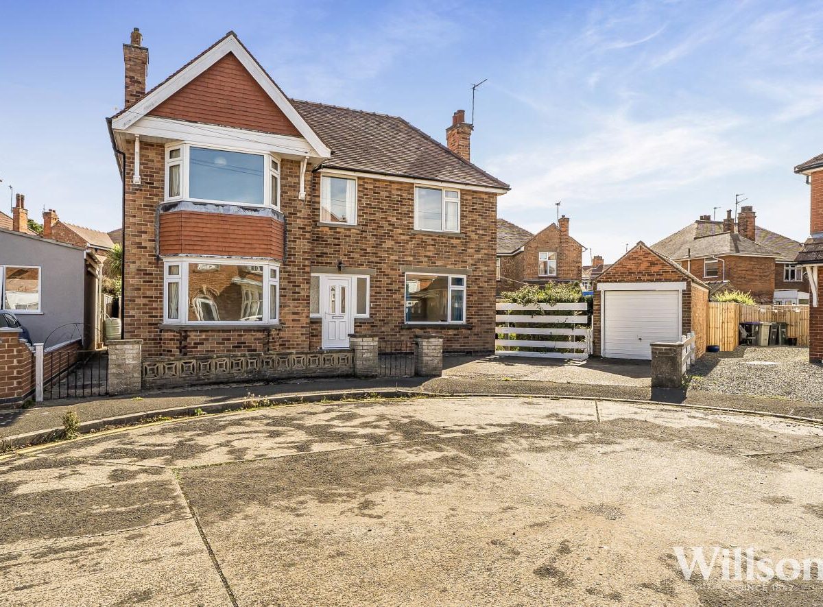 Lawn Crescent, Skegness