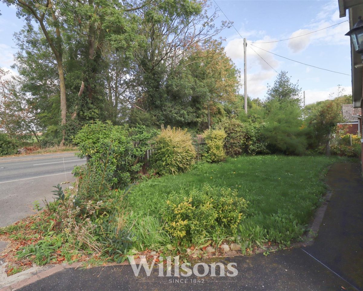 Alford Road, Alford